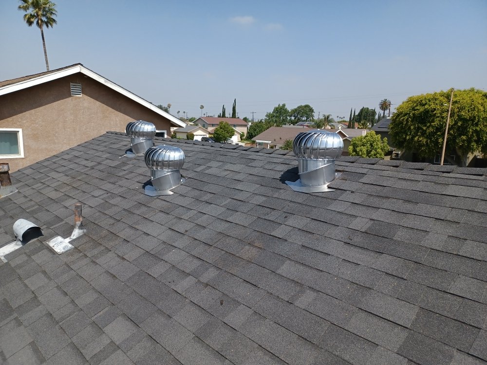 Slide of Everlasting Roofing Corp