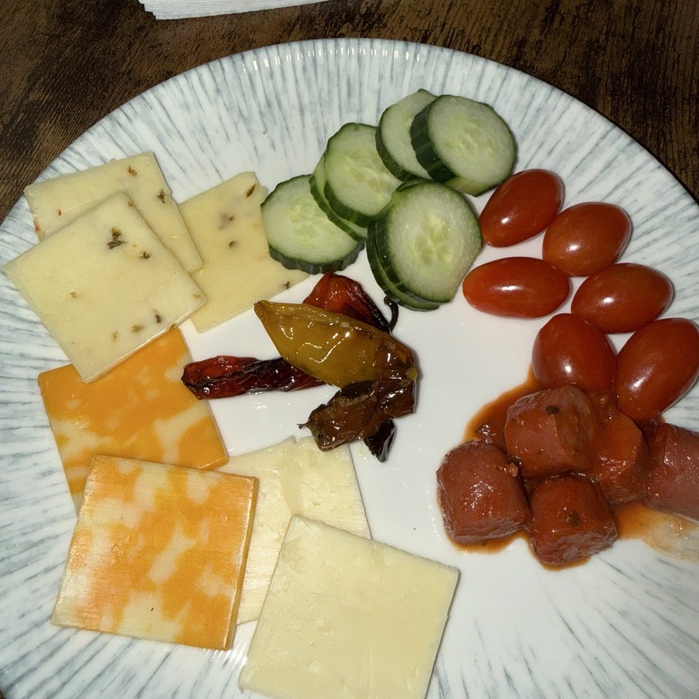 Cafe de Wan - Cheeses and veggies from the buffet - Turkish Near Me - Casselberry, Florida Cafe de Wan - Cheeses and veggies from the buffet - Turkish Near Me - Casselberry, Florida