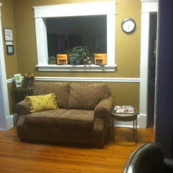 Renew Skin Spa - Comfortable waiting area