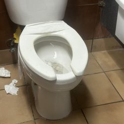 KFC - Look at the bathroom