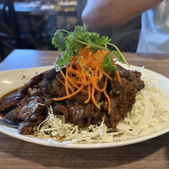 Best Thai Cuisine - 71. Garlic and Pepper Delight (Beef) with Cabbage - Thai Near Me - Riverside, California