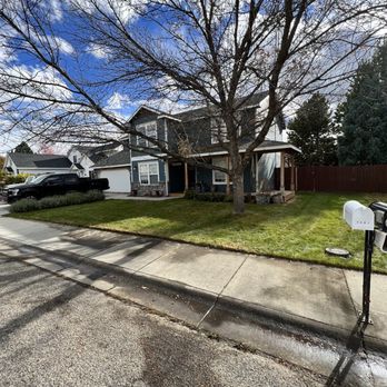 Eagle Crest Landscaping - Yard cleanup - Landscaping Near Me