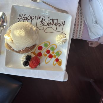 Grill 225 - Peach cobbler - Steakhouses Near Me - Charleston, South Carolina