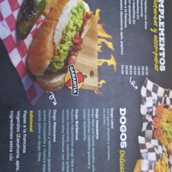 Chile Libre - Hot dogs on menu