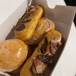 Rae's Dayz Diner - Maple bacon donuts