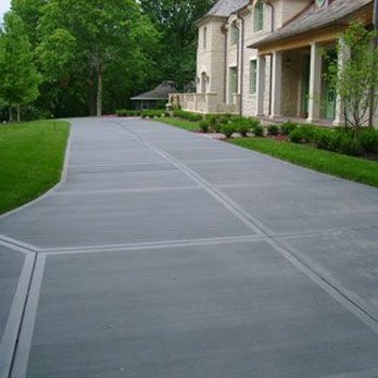 Deluxe Outdoor Services - Broom finish drive way - Landscaping Near Me - Wickliffe, Ohio