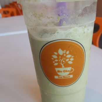 Mo Cha Tea House - Matcha Smoothie with Lychee Jellies - Desserts Near Me - Beaverton, Oregon