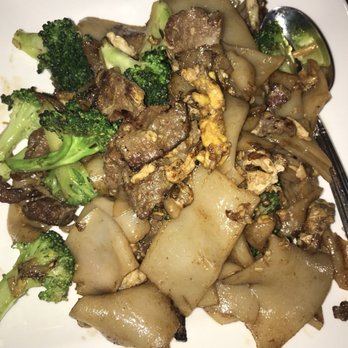 Dan Thai - Pad se ew - Thai Near Me - Schaumburg, Illinois Dan Thai - Pad se ew - Thai Near Me - Schaumburg, Illinois