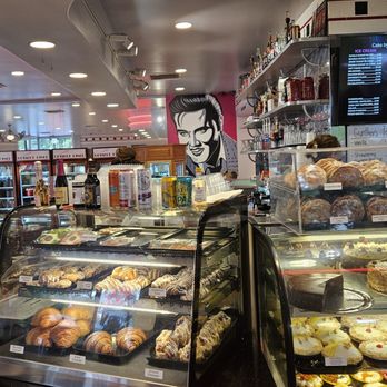 Rick's Dessert Diner - Desserts Near Me - Sacramento, California