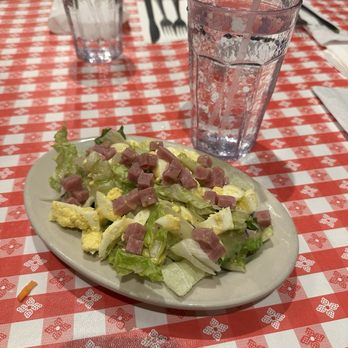 Spaghetti Works - Salad bar - Italian Near Me - Omaha, Nebraska Spaghetti Works - Salad bar - Italian Near Me - Omaha, Nebraska