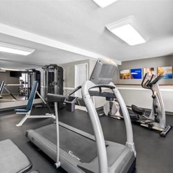 Comfort Inn Foxboro - Mansfield - Newly renovated fitness center and with free weights as well!