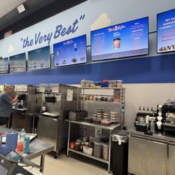 They have plenty of soft, serve machines to accommodate large crowd crowds