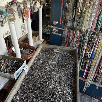 Curiosity Shop - Used, Vintage & Consignment Near Me - Berkeley, California