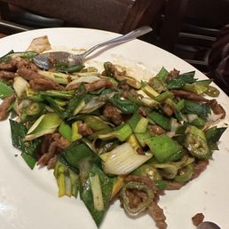 Sizzling Black Pepper Beef 铁板黑椒牛