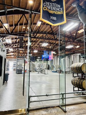 Tenaya Creek Brewery by null
