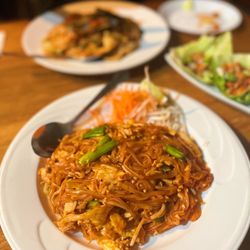 Turmeric Thai Kitchen - Pad Thai Noodles Chicken | Instagram: GaoGirlsGrubbin