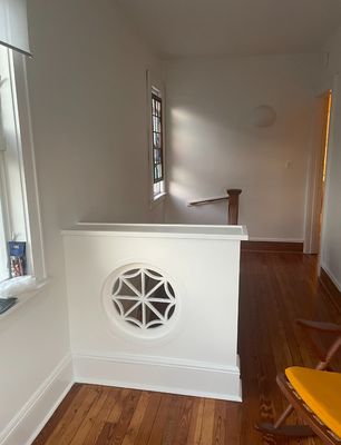 Donovan Glass by null