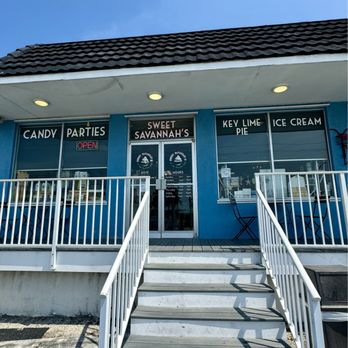 Sweet Savannah's - Ice Cream & Frozen Yogurt Near Me - Marathon, Florida Sweet Savannah's - Ice Cream & Frozen Yogurt Near Me - Marathon, Florida