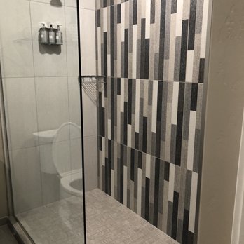 Wine Stone Inn - The shower - Hotels Near Me - Orcutt, California Wine Stone Inn - The shower - Hotels Near Me - Orcutt, California