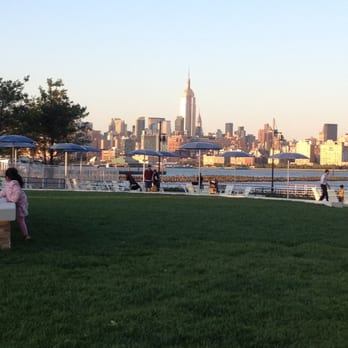 Newport Green - Newport green facing Manhattan ! - Parks Near Me - Jersey City, New Jersey Newport Green - Newport green facing Manhattan ! - Parks Near Me - Jersey City, New Jersey