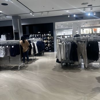 H&M - Men's Clothing Near Me - Tampa, Florida H&M - Men's Clothing Near Me - Tampa, Florida