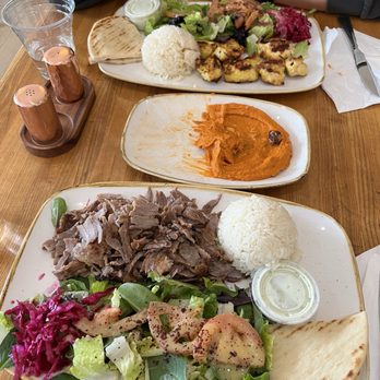 Hummus Mediterranean Kitchen - Gyros Plate - Mediterranean Near Me - Mountain View, California Hummus Mediterranean Kitchen - Gyros Plate - Mediterranean Near Me - Mountain View, California