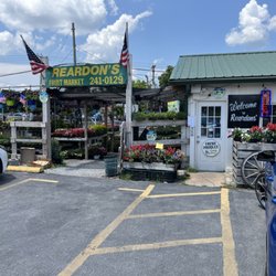 Reardon's Fruit Market & Garden Center