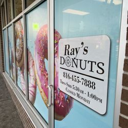 Ray's Donuts - Easy to find just off I-29 & Vivion!