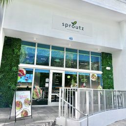 Exterior photo of Sproutz - Brickell - Miami, Florida Exterior photo of Sproutz - Brickell - Miami, Florida