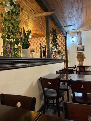 Ros Siam Thai Cuisine by null