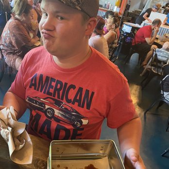 Sids Garage - Burgers Near Me - Meridian, Idaho Sids Garage - Burgers Near Me - Meridian, Idaho