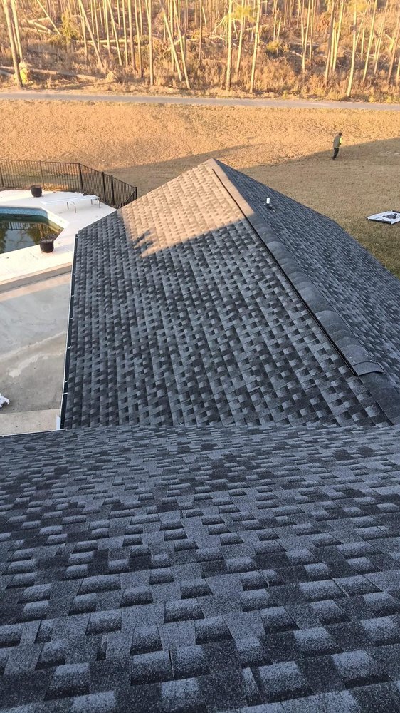 Slide of Everest Construction Services