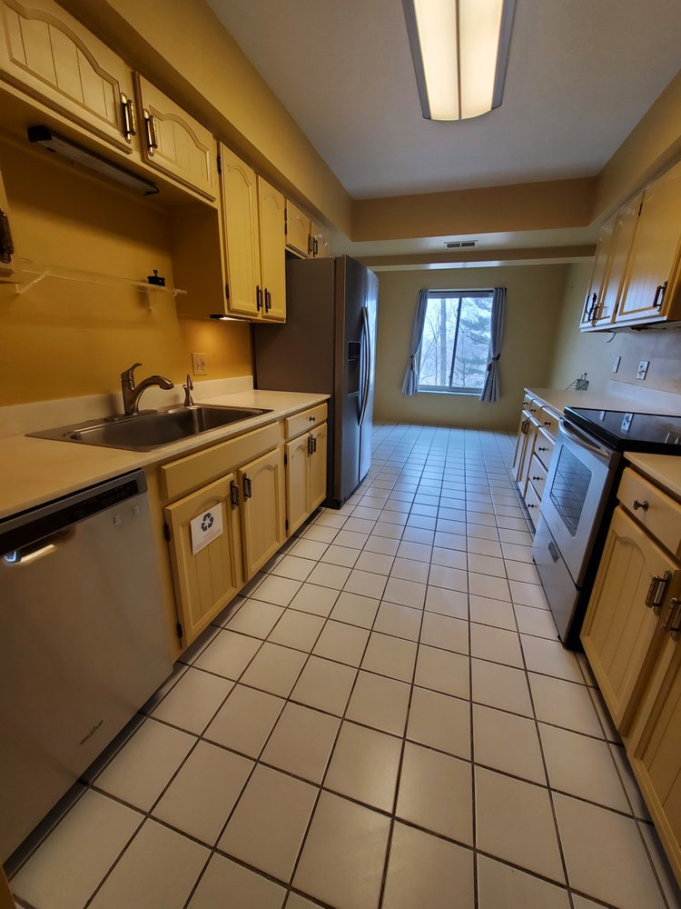 SUNSHINE CLEANING 15 Photos Cuyahoga Falls, Ohio Home Cleaning