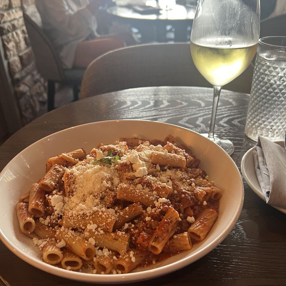 Bella - Pasta and wine - Italian Near Me - Maryville, Tennessee