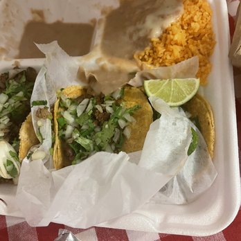 Dona Naty's Tacos - Taco Dinner - Mexican Near Me - Chicago, Illinois Dona Naty's Tacos - Taco Dinner - Mexican Near Me - Chicago, Illinois