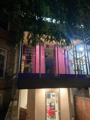 Insomnia Cookies by null