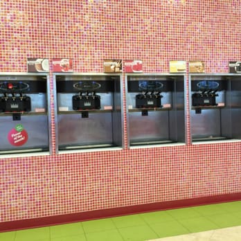 Cherryberry - Ice Cream & Frozen Yogurt Near Me - Lake Jackson, Texas