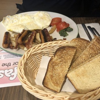 Cora's - Breakfast & Brunch Near Me - Victoria, British Columbia Cora's - Breakfast & Brunch Near Me - Victoria, British Columbia