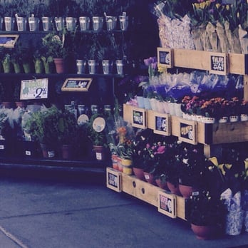 Trader Joe's - Front Entrance - Grocery Near Me - La Mesa, California