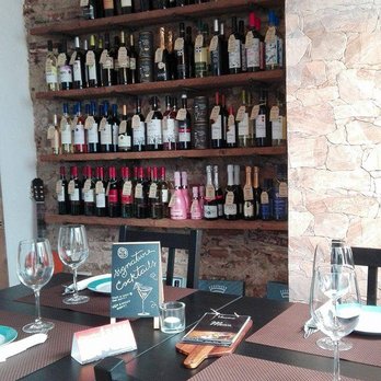 Vinarium - Wine Bars Near Me - Évora, 07