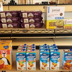 Bountiful Beloit - Organic grocery staples