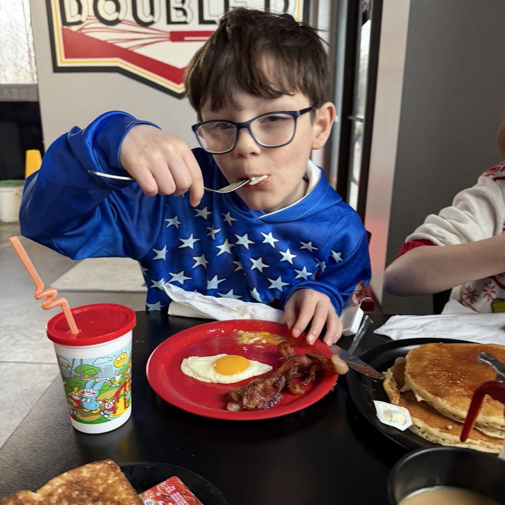 Double D Diner - Kids love the food! - Diners Near Me - Davenport, Iowa Double D Diner - Kids love the food! - Diners Near Me - Davenport, Iowa