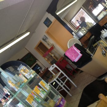 Diamond's Salon - Hair Salons Near Me - Del Rio, Texas