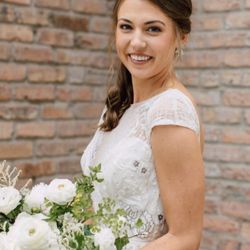 Girl On The Glo - A beautiful, natural bridal glow