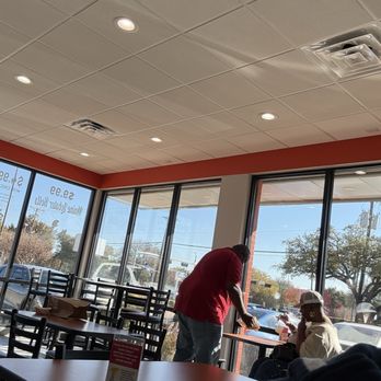 Angie’s Lobster - Dining area - Seafood Near Me - Plano, Texas Angie’s Lobster - Dining area - Seafood Near Me - Plano, Texas