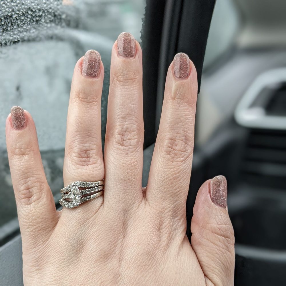 MiniLuxe - Love this silver glittery gel polish - Nail Salons Near Me - Hingham, Massachusetts