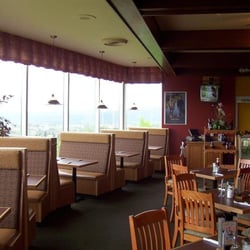 Mamateek Restaurant & Pub - Photo courtesy of Mamateek Inn Website.