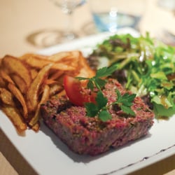 La Mangiuca - Tartare de boeuf préparé par le chef
