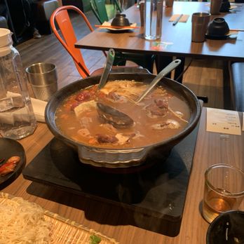 Hoja - Taiwanese style lamb hotpot 羊肉爐 - Taiwanese Near Me - Richmond Hill, Ontario