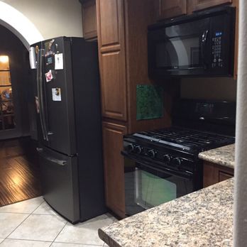 Renaissance Kitchens, Bath & Flooring - Before - Flooring Near Me - Orange, California Renaissance Kitchens, Bath & Flooring - Before - Flooring Near Me - Orange, California